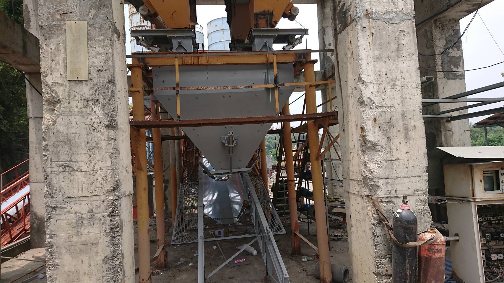 帶運機翻新工程